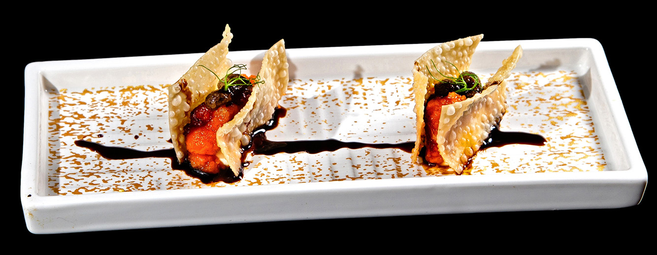 Specialit&agrave; croccanti con salsa